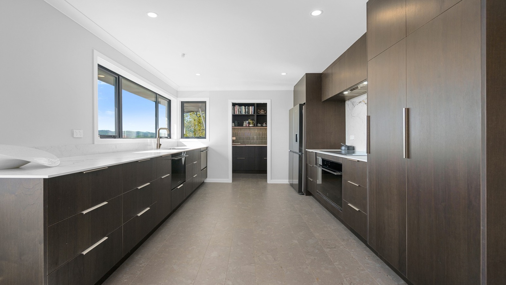 3011 Cambridge Road-14