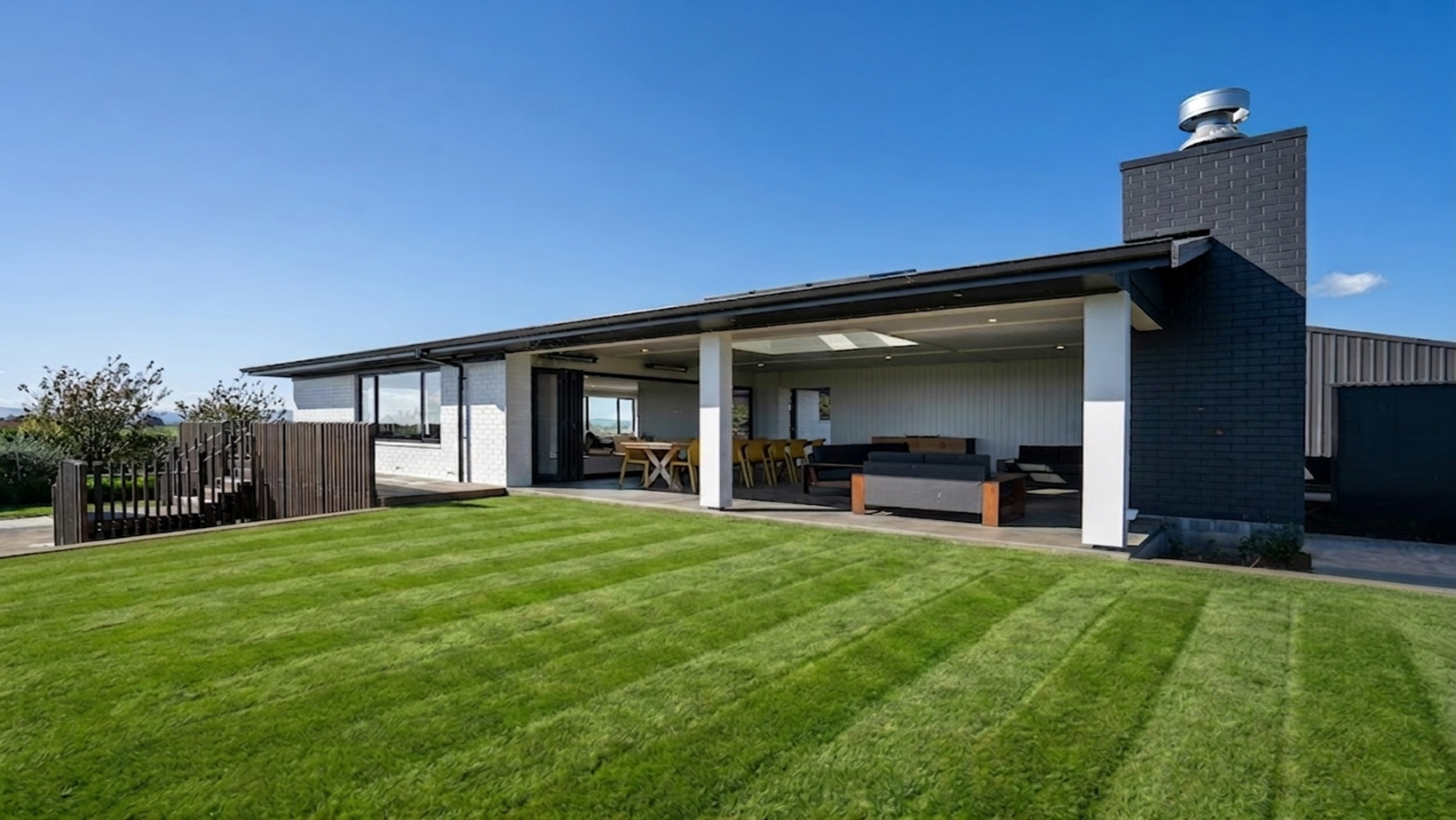 Lawn touched up